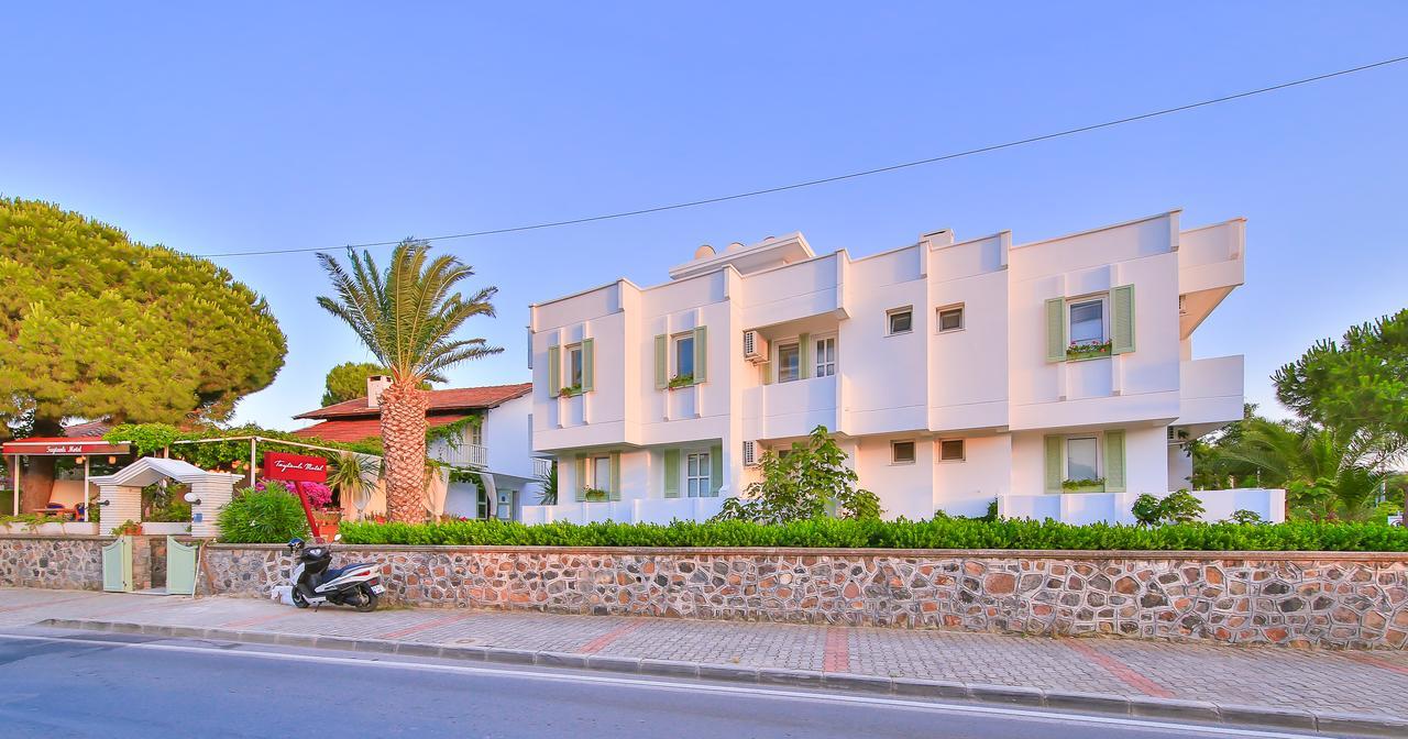 فندق بالاس إليكا Çeşme المظهر الخارجي الصورة